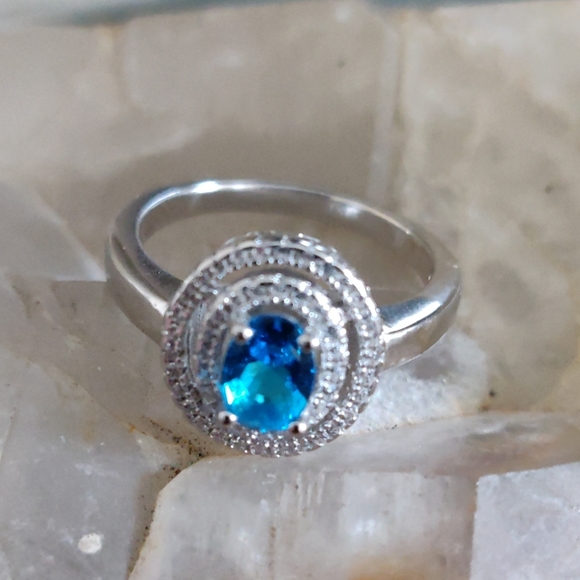 Topaz Sterling Silver Ring - Picture 4 of 6